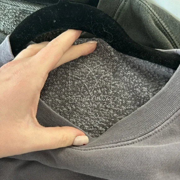 Living Fully Mallory Ervin Stop & Smell the Flowers | L - Picture 4 of 4